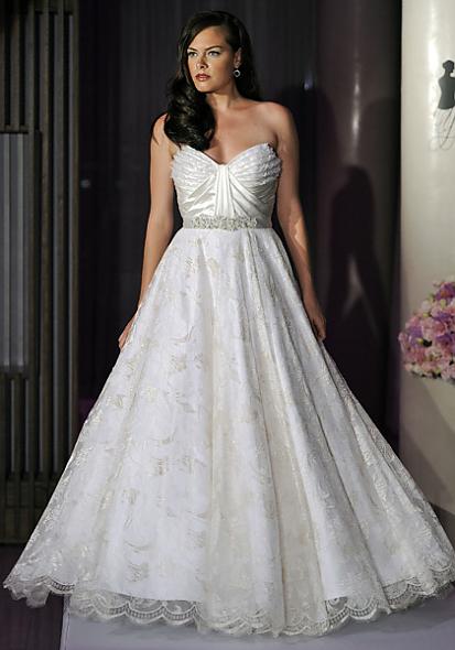 Junko Yoshioka Fall 2011 Wedding Gow