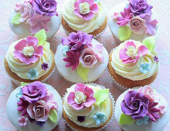 wedding cupcakes Posted 2 years ago by zalita 13 number of comments