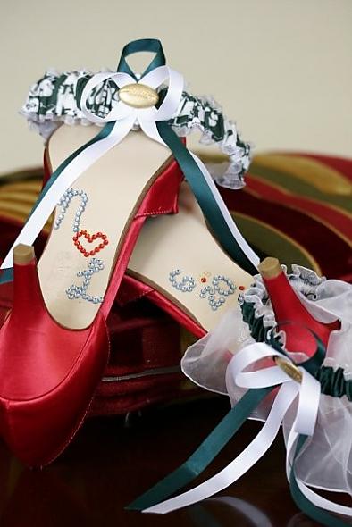 Snoopnaz23's Shoes and Garter