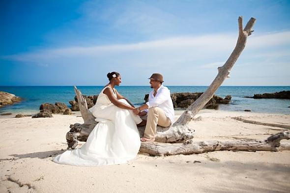 Trash the dress Jamaica Image by Chris Z of Monica Z Photography 