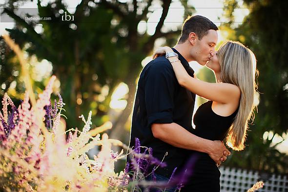 Taking E-Pics is like having a publi