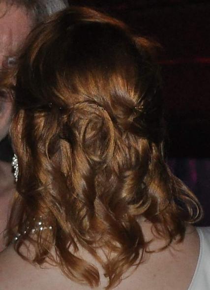 NotFroofy's reception hair