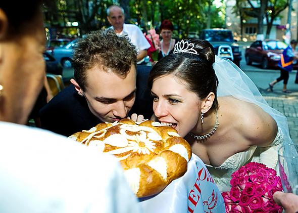 Ukrainian tradition to welcome newly