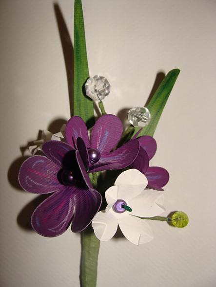 paper flower boutonniere,