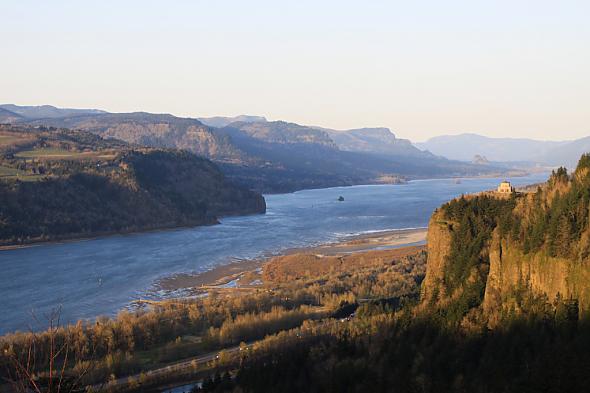 vista house- colombia gorge