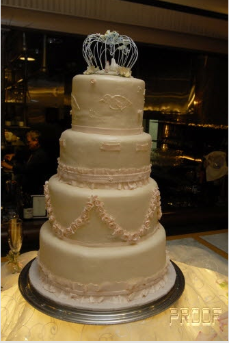 Weddingbee Gallery: Wedding Cakes! :  wedding features 855.b11215204.png.resize